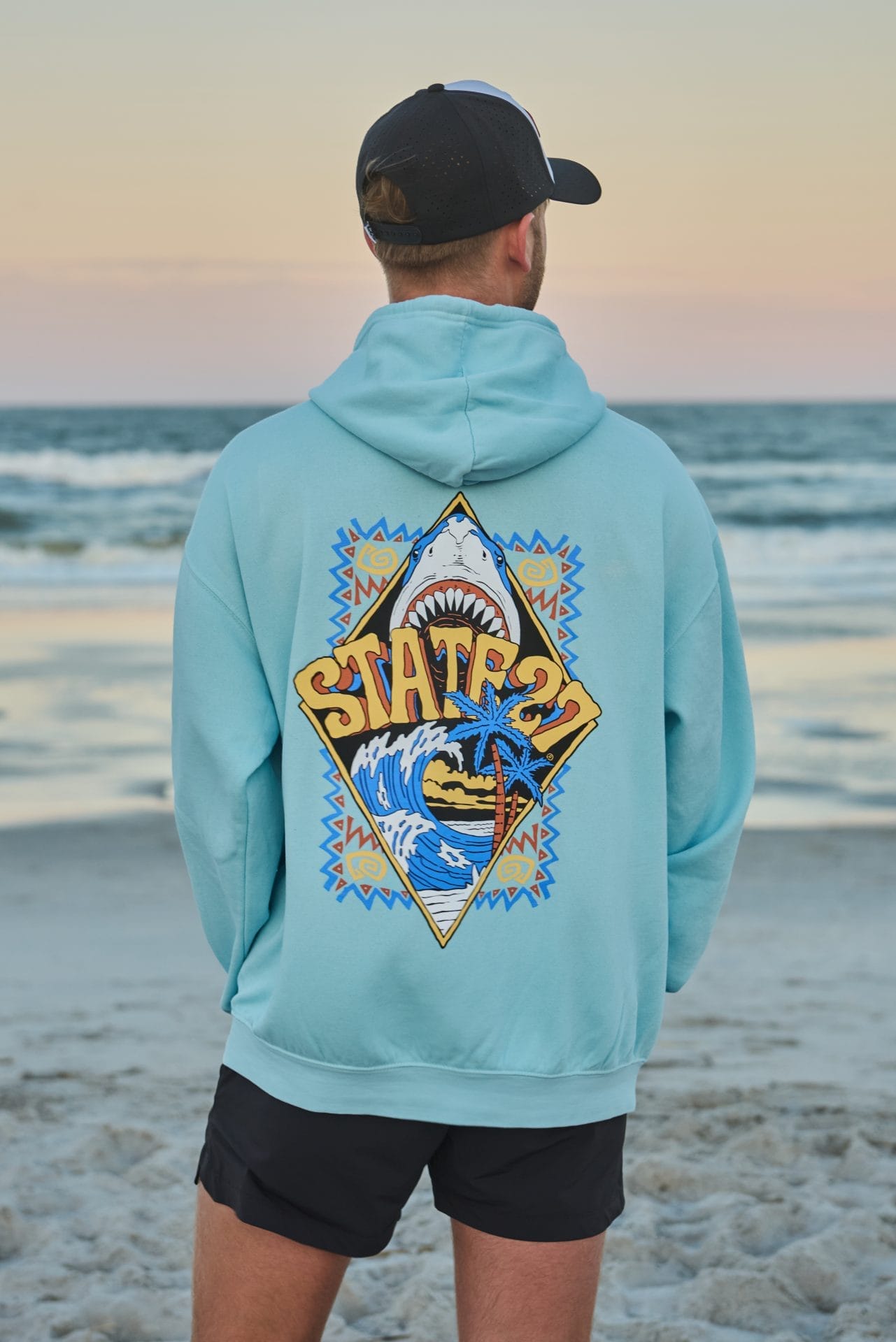 jaws-hood-male-back