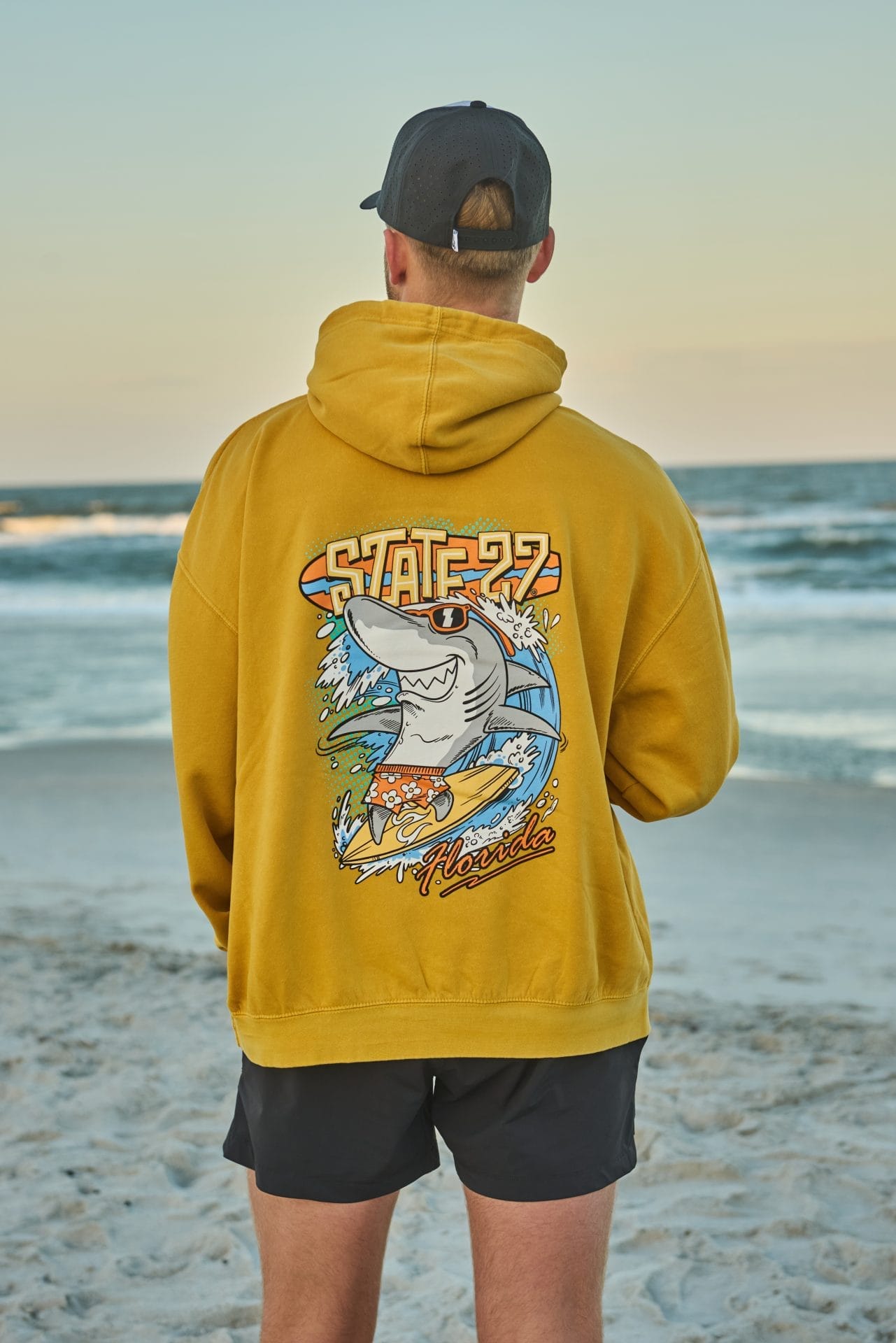 surfingsharkcartoon-hood-male-back