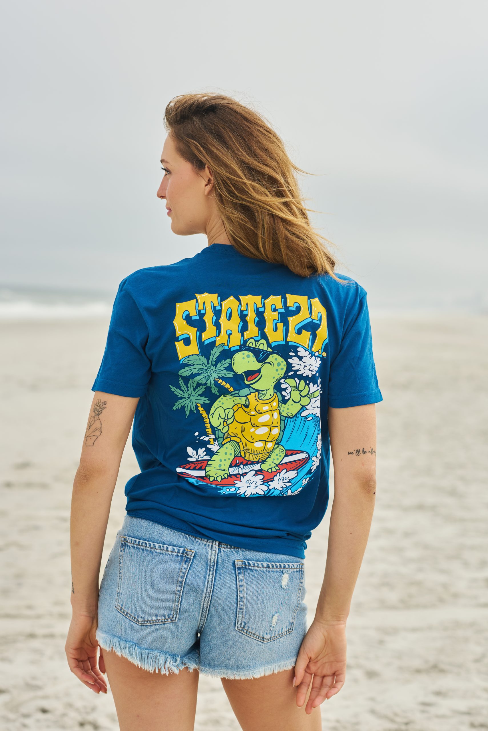 SurfingTurtleGirl3